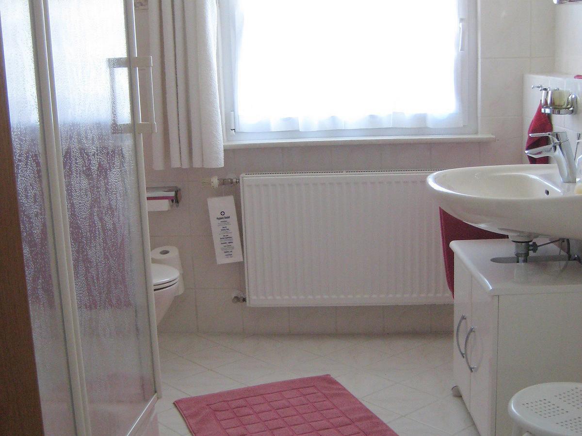 Haus Anja Apartment ทิทิเซ-นอยชตัดท์ ภายนอก รูปภาพ